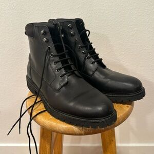 Lightly worn Calvin Klein boots size 11